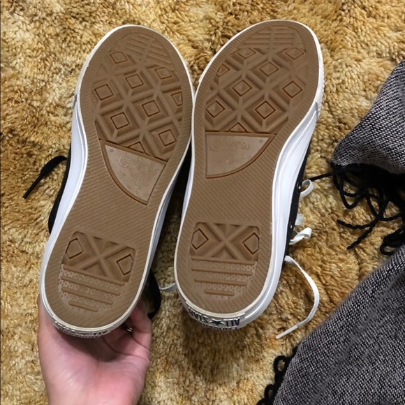 Converse - Picture 3 of 3